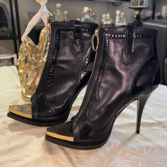 Givenchy Open toe Front zip Heeled Booties - Picture 5 of 12